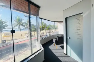 Sala comercial  frente mar mobiliada com 200m² conta com vários ambientes