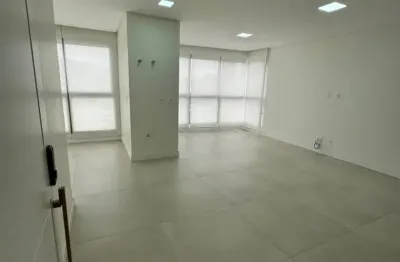 Locação anual apartamento alto padrão no edifício home square residence