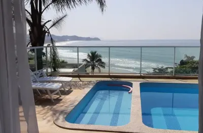 Locação temporada casa com piscina na praia dos amores em balneário camboriú
