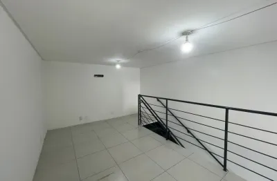 Locação anual sala comercial térra com mezanino na av. do estado