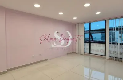 Ponto comercial com 1 sala à venda na Estrada Francisco da Cruz Nunes, Piratininga, Niterói