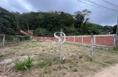Terreno à venda com 450 m², plano no engenho do mato - niterói/rj