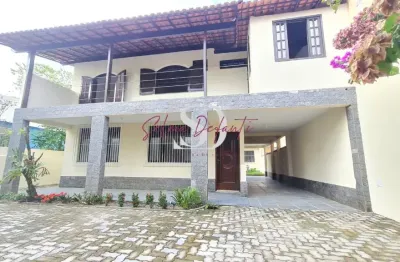 No bairro maravista casa duplex à venda com 5 quartos (3 suítes) 2 copas/cozinhas, quintal e 5 vagas de garagem