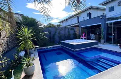 Casa mobiliada em condomínio- 220m²- 3 dormitórios, 1 suíte- piscina- r$9.000,00 valor total