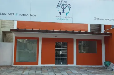 Ponto comercial com 250m²- 10 salas, 4 banheiros na Avenida Andromeda- R$7.990,00