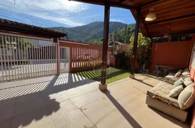 Casa com 4 quartos à venda na endereço não informado, enseada, ubatuba, 190 m2 por r$ 1.280.000