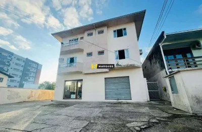 Apartamento com 2 quartos para alugar na Rua Senador Rodrigo Lobo, Jardim Iririú, Joinville