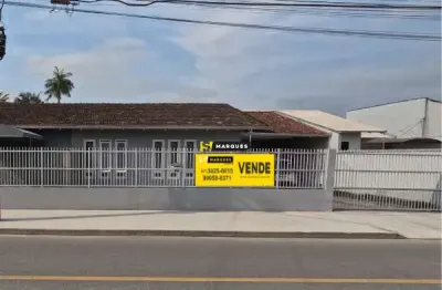 Casa com 4 quartos à venda na Rua Catharina Baumer, Vila Nova, Joinville