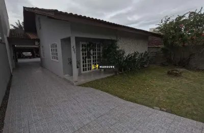 Casa com 3 quartos à venda na Rua Acácias, Fátima, Joinville