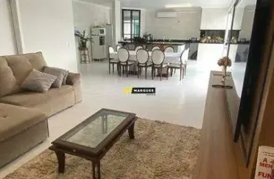 Casa para locação – 3 suítes, 1 vaga | vila nova – joinville/sc