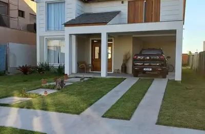 Casa com 3 quartos à venda na Avenida Adolfo Fetter, 4331, Laranjal, Pelotas