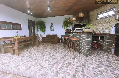 Sobrado para 2 famílias ou comércio-residência - pelotas-rs