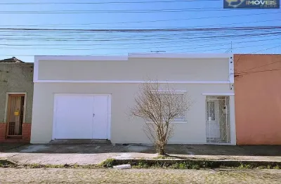 Casa com 3 quartos à venda no Centro, Pelotas 