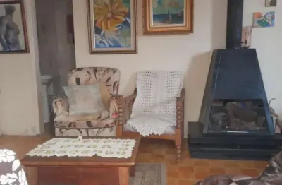 Casa com 2 quartos à venda na rua monsenhor pizarro, três vendas, pelotas, 200 m2 por r$ 320.000