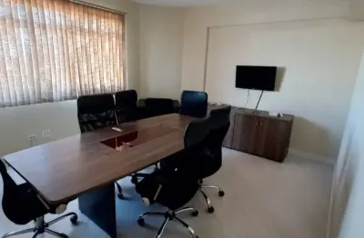 Sala comercial com 7 salas para alugar na Rua Quinze de Novembro, 2175, Centro, São José dos Pinhais