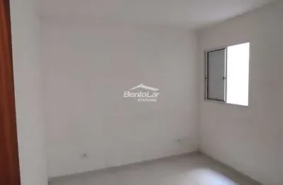 Casa com 2 quartos para alugar na Rua Capitão Ferraiuolo, Vila Invernada, São Paulo