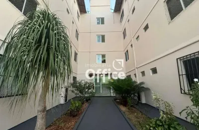 Apartamento com 3 quartos à venda, 72 m² por r$ 270.000 - parque calixtópolis - anápolis/go