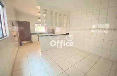 Casa com 3 quartos à venda, 280 m² por r$ 650.000 - jardim europa - anápolis/go