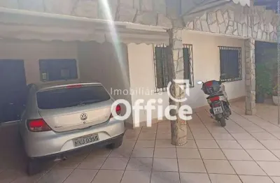 Casa com 3 dormitórios à venda, 225 m² por r$ 500.000,00 - jardim ana paula - anápolis/go