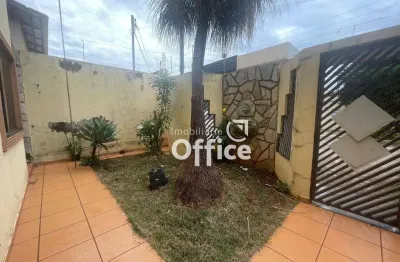Sobrado à venda,  por r$ 900.000 - alvorada - anápolis/go