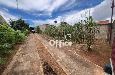 Terreno á venda próximo ao colégio militar no bairro alexandrina!