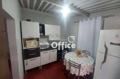 Casa com 2 quartos à venda, 150 m² por r$ 300.000 - são lourenço - anápolis/go