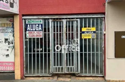Casa com 3 dormitórios para alugar, 158 m² por r$ 2.300,00/mês - setor central - anápolis/go