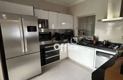 Casa com 3 dormitórios à venda, 200 m² por r$ 610.000,00 - residencial araguaia - anápolis/go