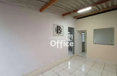 Sobrado com 3 dormitórios para alugar, 200 m² por r$ 2.500,00/mês - vila industrial - anápolis/go