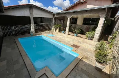 Casa com 3 quartos e com piscina à venda, 180 m² por r$ 420.000 - setor santa clara - anápolis/go