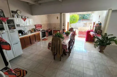 Casa com 3 quartos à venda, 140 m² por r$ 400.000 - vila fabril - anápolis/go