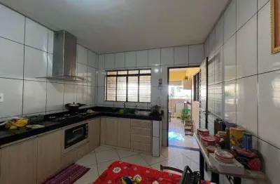 Casa com 2 quartos sendo um suite, sala, cozinha, nos fundos uma casa com sala, quarto,banheiro à venda,por r$ 520.000 - setor central - anápolis/go