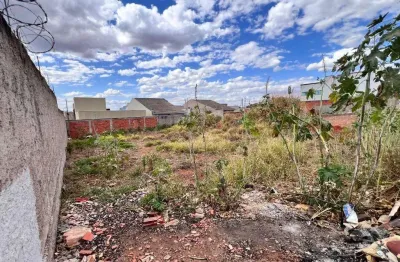 Terreno à venda na Rua dos Escoteiros, 22, Residencial Santa Cruz, Anápolis