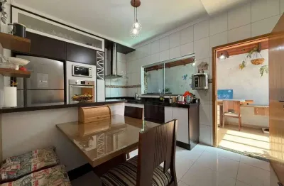 Casa com 3 dormitórios à venda, 127 m² por r$ 600.000,00 - ayrton senna - anápolis/go