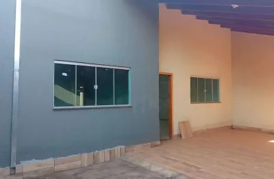 Casa com 3 quartos à venda na Rua Campania, 1, Jardim Itália, Anápolis