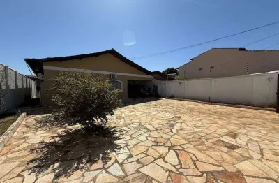 Casa com 4 quartos à venda na Rua Sebastião Marinho, Jundiaí, Anápolis