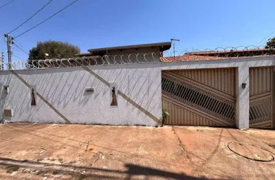 Casa com 3 dormitórios para alugar, 360 m² por r$ 3.500/mês - jundiaí - anápolis/go
