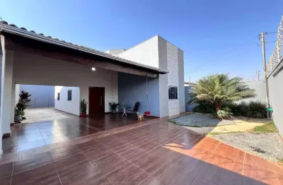Oportunidade - casa com 3 quartos, lote inteiro, r$ 380.000,00