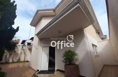 Sobrado com 4 dormitórios para alugar, 480 m² por r$ 10.000,00/mês - jundiaí - anápolis/go