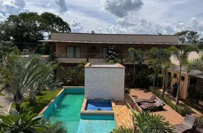 Chácara de alto padrão medindo 24.200m² e 877m² de área const., c/ 8 dormitórios, à venda, por r$ 2.100.000 - às margens do rio urú - itaberaí/go