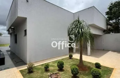 Casa com 3 dormitórios, 136 m² - venda por r$ 800.000,00 ou aluguel por r$ 4.500,00/mês - anápolis city - anápolis/go