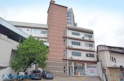 Sala comercial com 1 sala para alugar na rua general osório, 1995, água verde, blumenau, 33 m2 por r$ 1.300