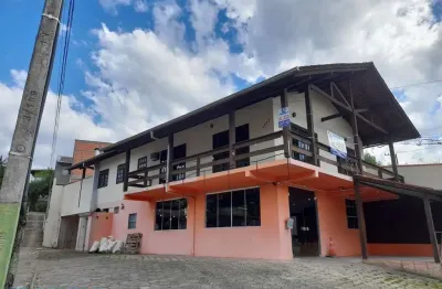 Casa com 4 quartos para alugar na rua frei estanislau schaette, 1777, água verde, blumenau, 180 m2 por r$ 3.000