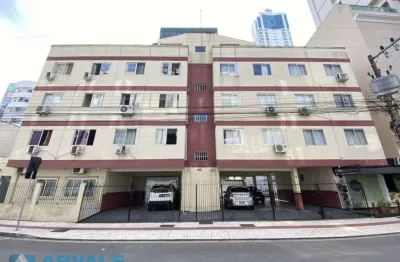 Apartamento com 2 quartos para alugar na Rua 2400, 480, Centro, Balneário Camboriú, 60 m2 por R$ 3.000