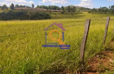 Fazenda de dupla aptidão formada com 315 ha, terra de cultur