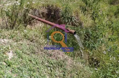 Fazenda de 69 ha de terras de cultura formada e rica em água em oliveira-mg