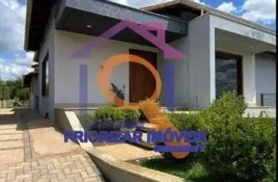 Casa 4 qts, a venda no condomínio serra verde em igarapé-mg