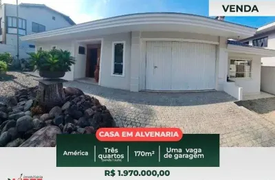 Casa com 3 quartos à venda na Rua General Osório, 122, América, Joinville