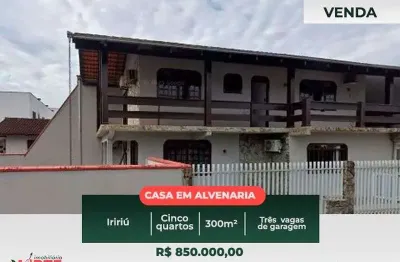 Casa com 3 quartos à venda na Rua João Reinhold, 380, Iririú, Joinville