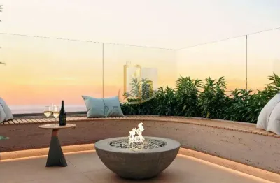 Apartamento de 2 suites no bairro Itacolomi em Balneario Picarras a 350 metros do mar.